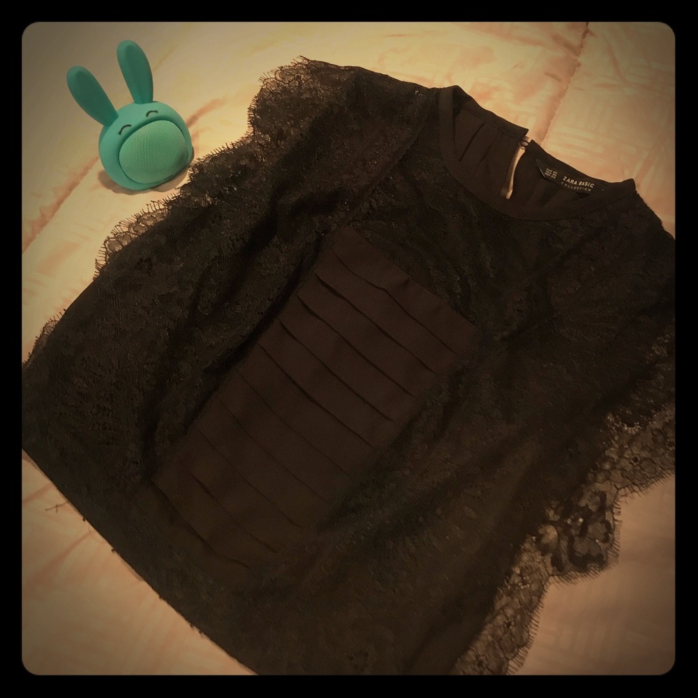Zara black Top with frilled sleeves